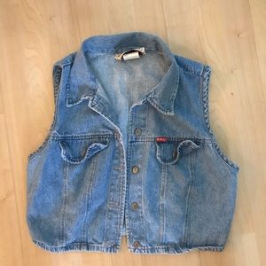 Cropped denim vest!